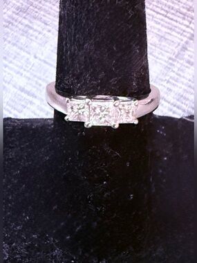 14K White Gold 3 Princess Diamond Ring